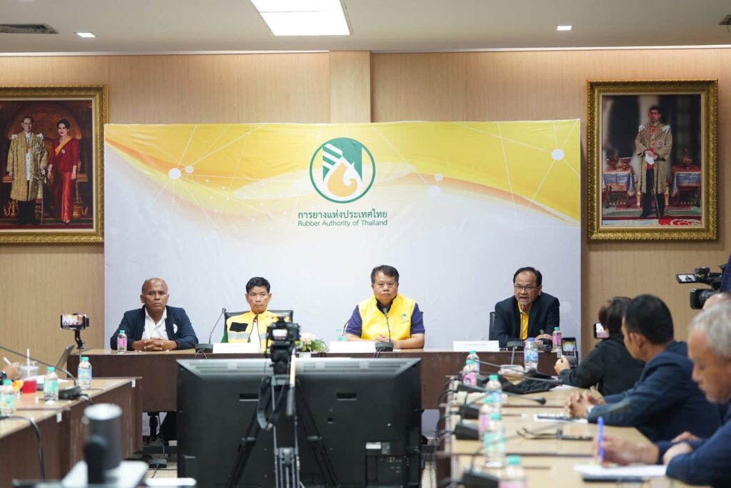 กยท.ร่วมเครือข่ายชาวสวนยาง ชะลอเปิดกรีด1เดือน-สร้างเสถียรภาพ 3 IMG 3696