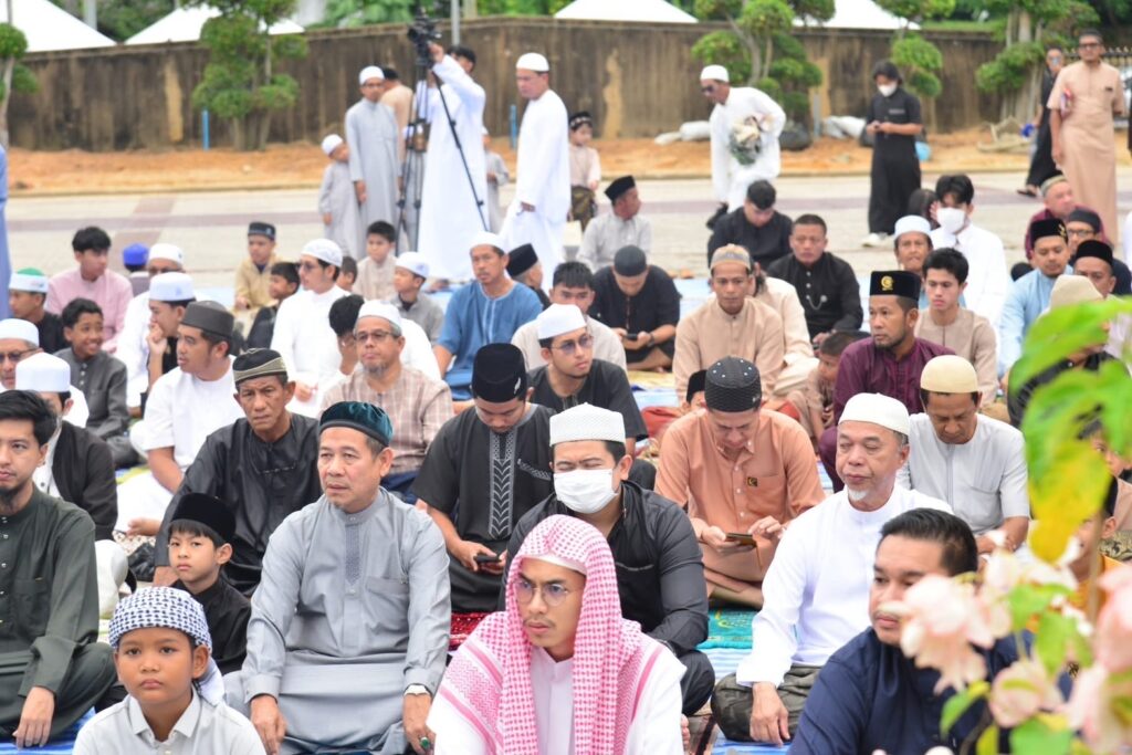 ไทยมุสลิมคึกคัก!! ร่วมละหมาดรายออิดิ้ลอัฎฮา 36 IMG 4599