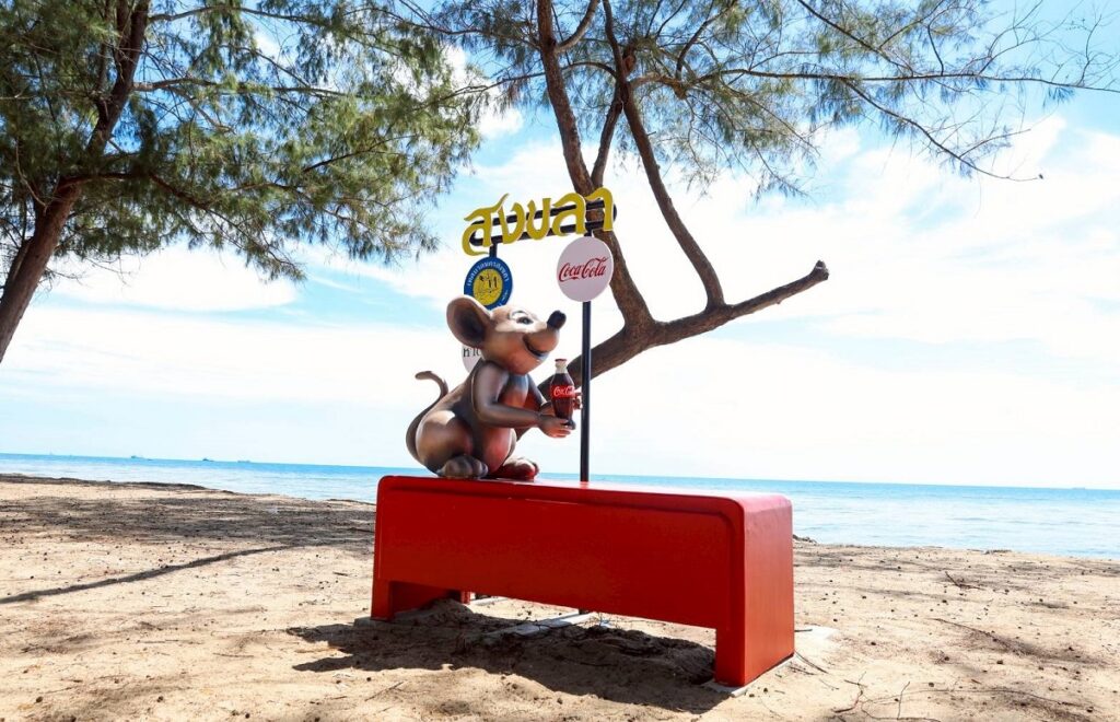 4 หาดทิพย์ ส่งมอบเก้าอี้ดีไซน์พิเศษ สะท้อนอัตลักษณ์สงขลา