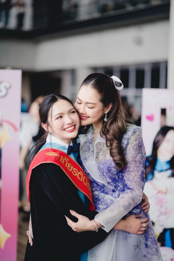 นายกชาย-ครอบครัวขาวทองยินดีกับ“จัสมิณ”เกียรตินิยมอันดับ1 5 558947750 1349304836551944 802864981908337874 n