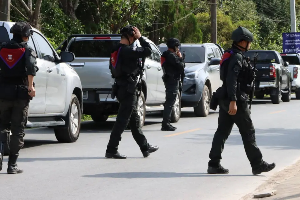 ยะลาตึงเครียด!ปิดพื้นที่เปาะยานิ เจรจาไม่เป็นผลปะทะคนร้ายดับ 1 ราย 3 image 61
