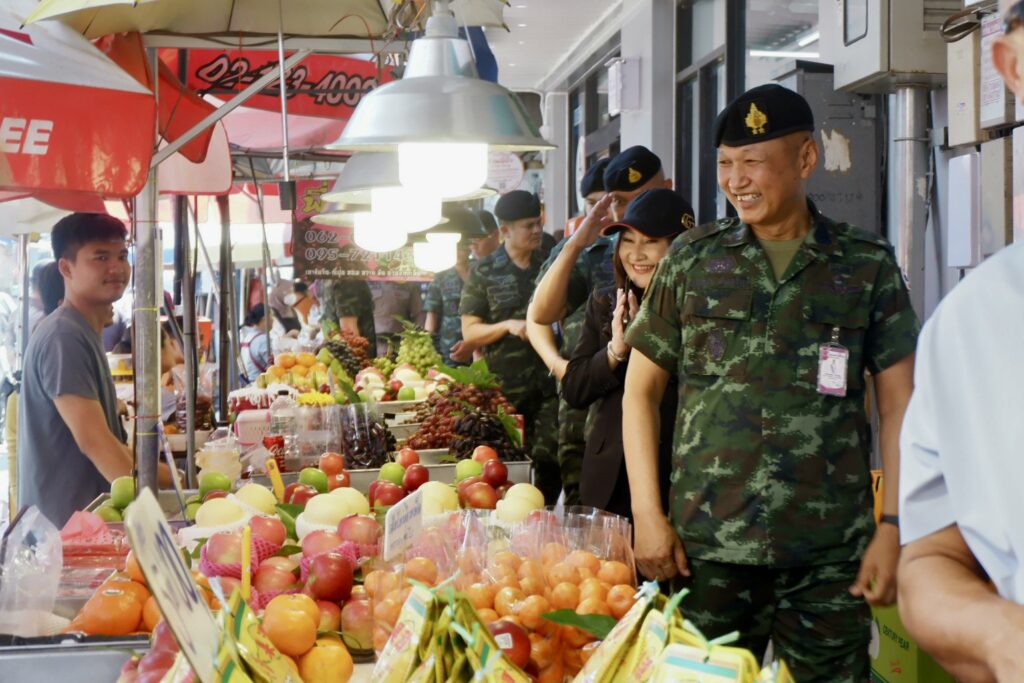 มทบ.42 รับส่งหน้าที่ศูนย์วิทยุเครื่องแดงสร้างความมั่นคง 3 S 5431897