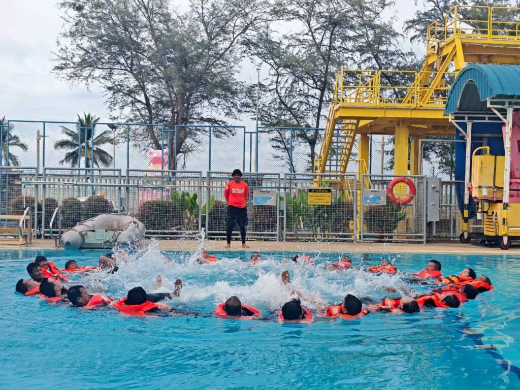ปตท.สผ.อีดี อบรม Sea Safe & Lifeguard สุราษฎร์ฯ 4 77455 0