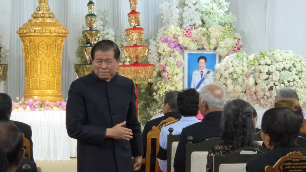 ในหลวงพระราชทาน "โกศโถ ฉัตรเบญจา" ครอบครัวบุญญามณี 4 IMG 2663