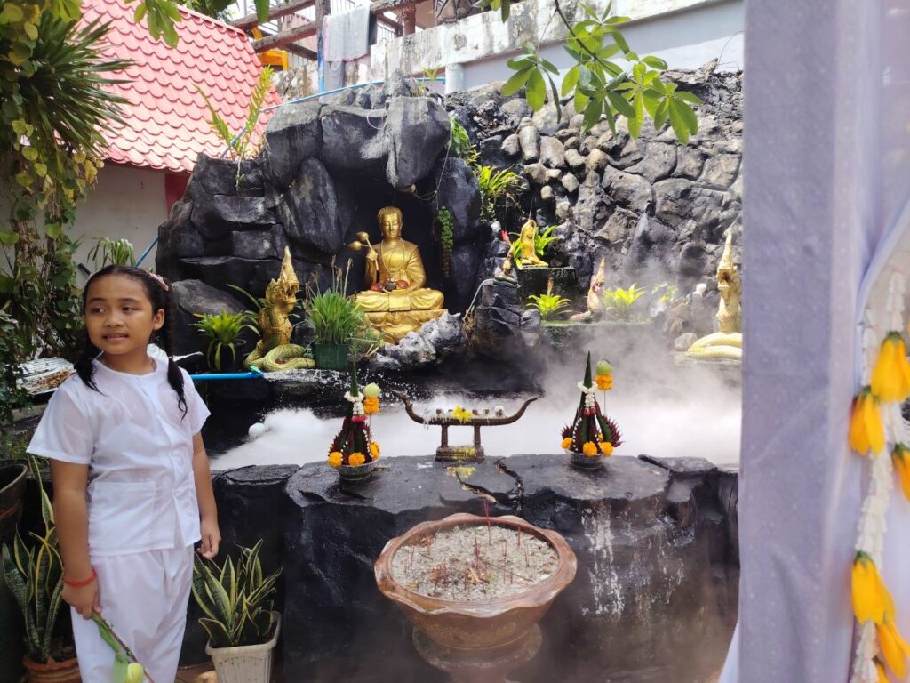 "พิธีลอดซุ้มประตูป่า" หนึ่งเดียวในสยามศรัทธานับหมื่นร่วมวันวิสาขบูชา 14 IMG 4232
