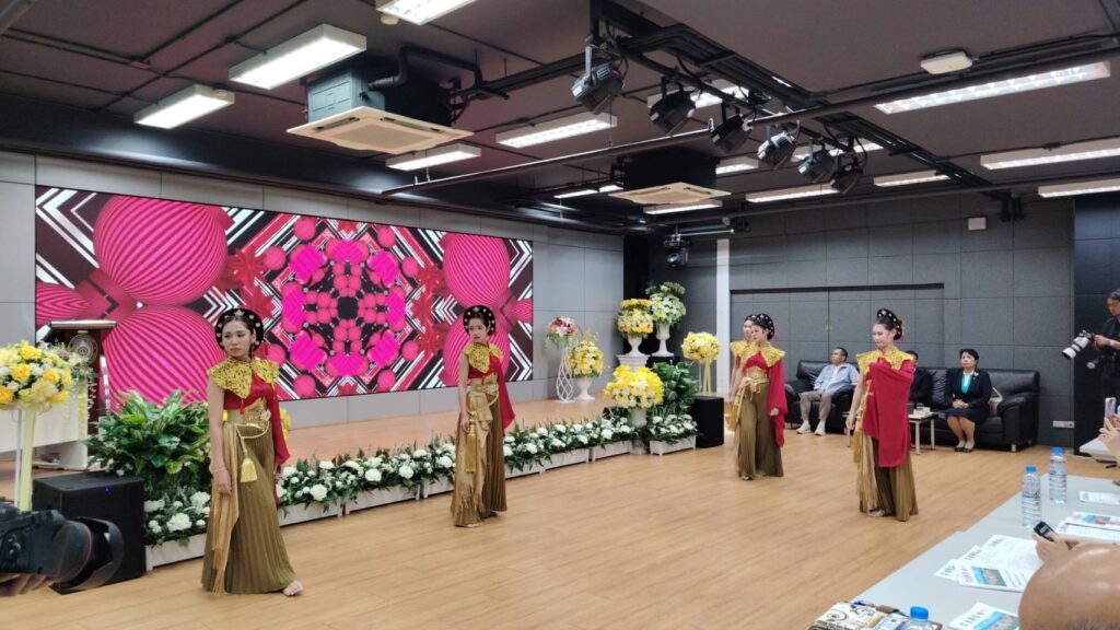 วัฒนธรรมสงขลา-ภาคีเครือข่ายประชุมนานาชาติ “ภูมิทัศน์ทะเลสาบสู่มรดกโลก” 5 IMG 4330
