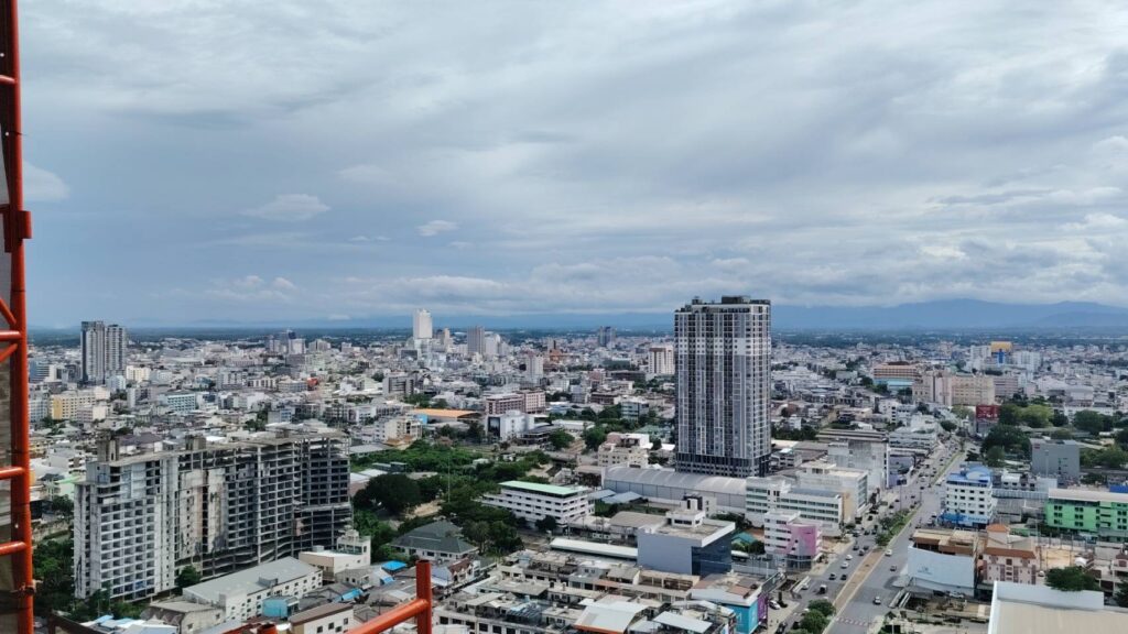 ครั้งแรก! พลัส เพขรเกษมเปิดนวัตกรรมใหม่ “คอนโดสู้น้ำท่วม” 2 IMG 4769