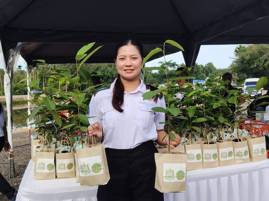 "สุชาติ” ลุยพรุสาคูสงขลา เพิ่มน้ำต้นทุน 5 เท่า ย้ำบริหารจัดการยั่งยืน 11 816183 0