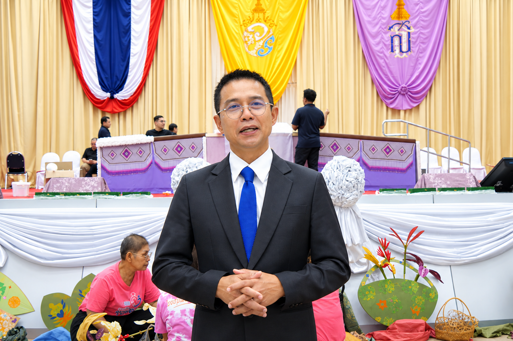 ม.ทักษิณ ชู “ราก–โลก–ภิวัตน์” ถักทอหัตถศิลป์ลุ่มน้ำสงขลา สู่พระแท่นที่ประทับ 5 1789472375 0 1