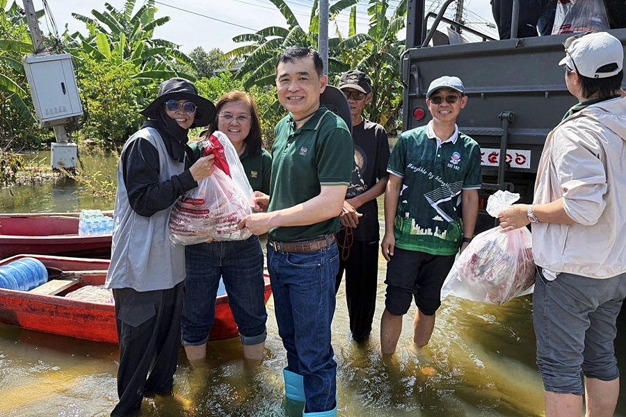 จากอาหารหนึ่งมื้อ สู่กำลังใจที่ส่งถึงกันซีพี–ซีพีเอฟเดินหน้าช่วยผู้ประสบภัย 7 6 0