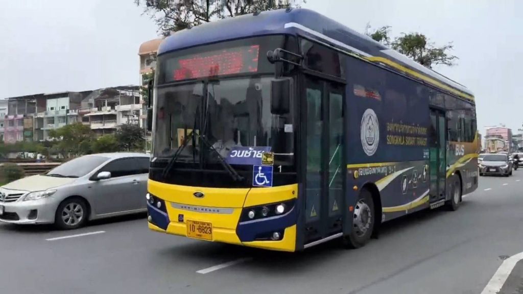 อบจ.สงขลาขับเคลื่อน BUS EV ลดมลพิษ–ลดภาระประชาชน วางเป้าต่อยอดคาร์บอนเครดิต 4 878137 0
