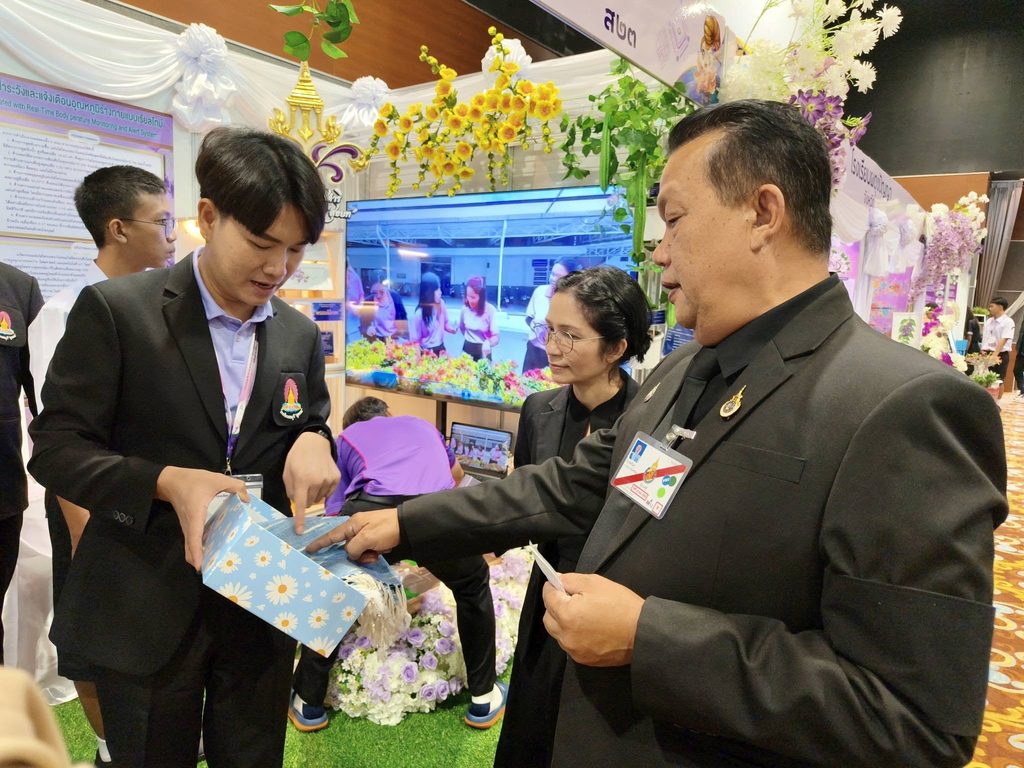 มทร.ศรีวิชัย ร่วมงาน อพ.สธ. ครั้งที่ 9ชูนิทรรศการ “อพ.สธ.ภาคใต้ จากงานวิจัยสู่ชุมชน” 5 S 75292747 0