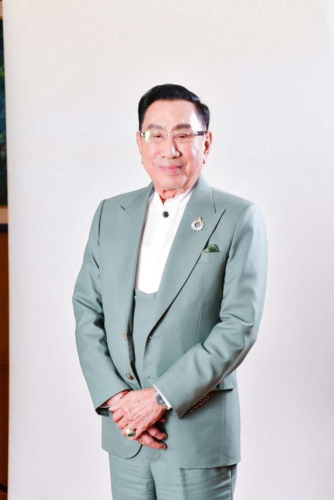 ดร.อาทิตย์ อุไรรัตน์